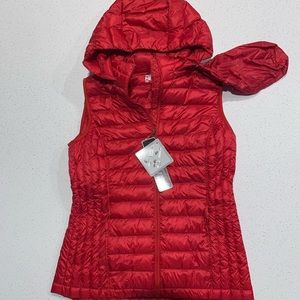 NWT Women’s 32 Degrees Packable Opt. Hooded Vest S